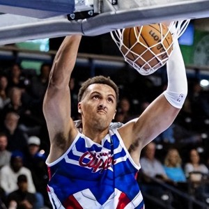 开云体育登录-才5年啊，他从全美第一沦为流浪汉，不断被放弃，只打了95场NBA！